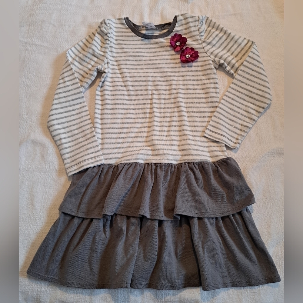Gymboree Outlet girls size 8 gray, silver and white long sleeve dress, vguc